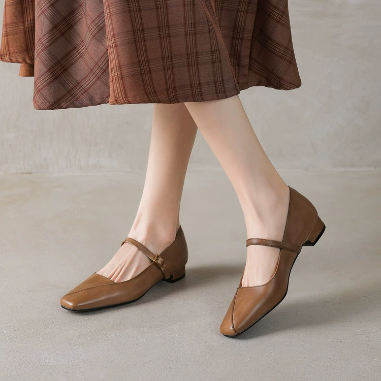 2025 Повседневная кожаная ретро-стиль на низком каблуке обувь Mary Jen дикие слова с толстыми каблуками