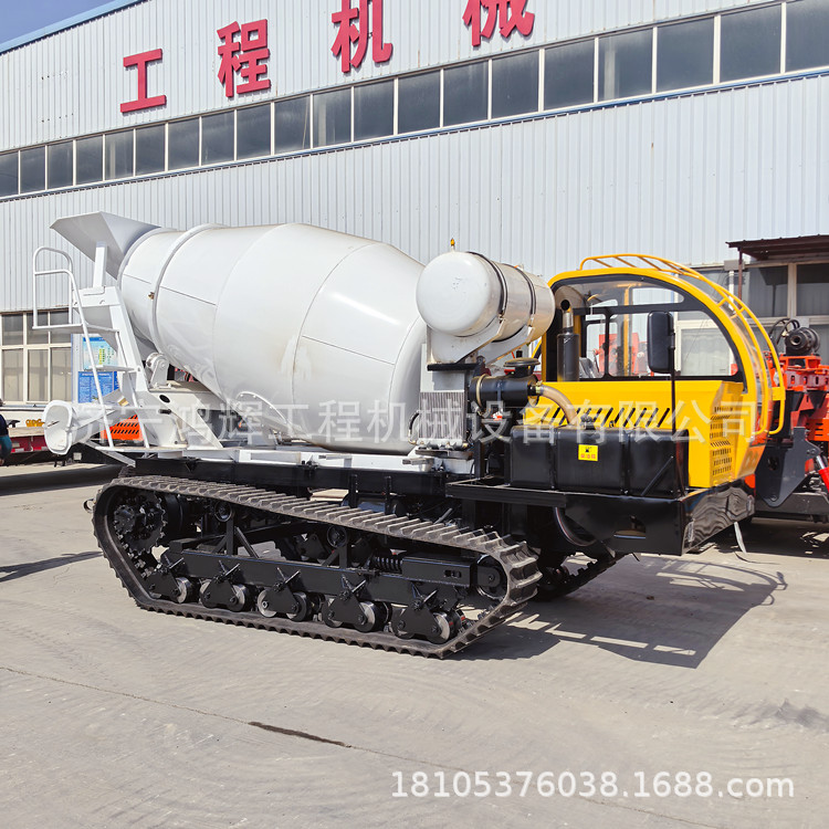 沙漠行驶混凝土履带罐车 后桥式烂泥地行驶速度快 水利施工搅拌机