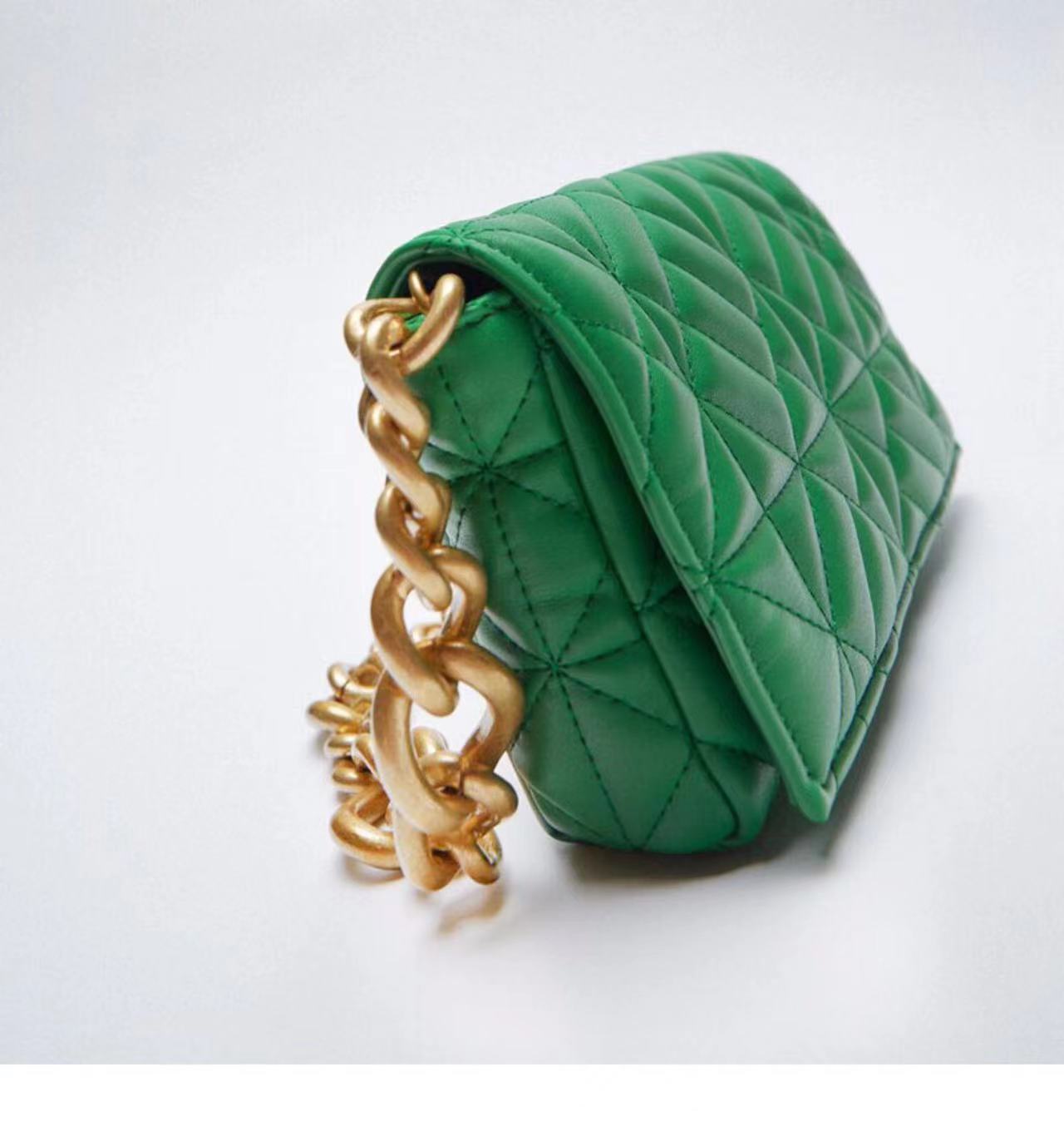 2023 neue All-Match-Tasche mit dicker Kette, gesteppte One-Shoulder-Reiswort-gestickte kleine quadratische Tasche_voghion.com
