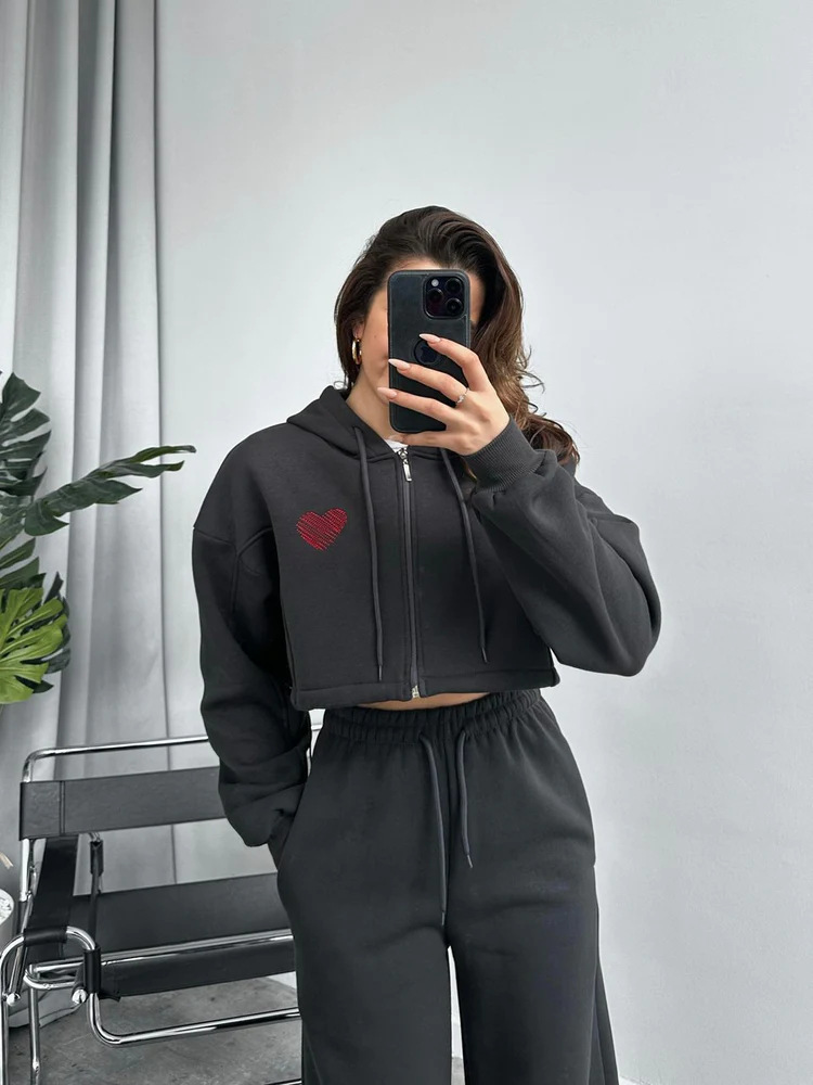 New Cross-Border European American Style Casual For Women With Heart Print Hoodie, Drawstring Shorts, Sweatshirt, And_ecoleips.com