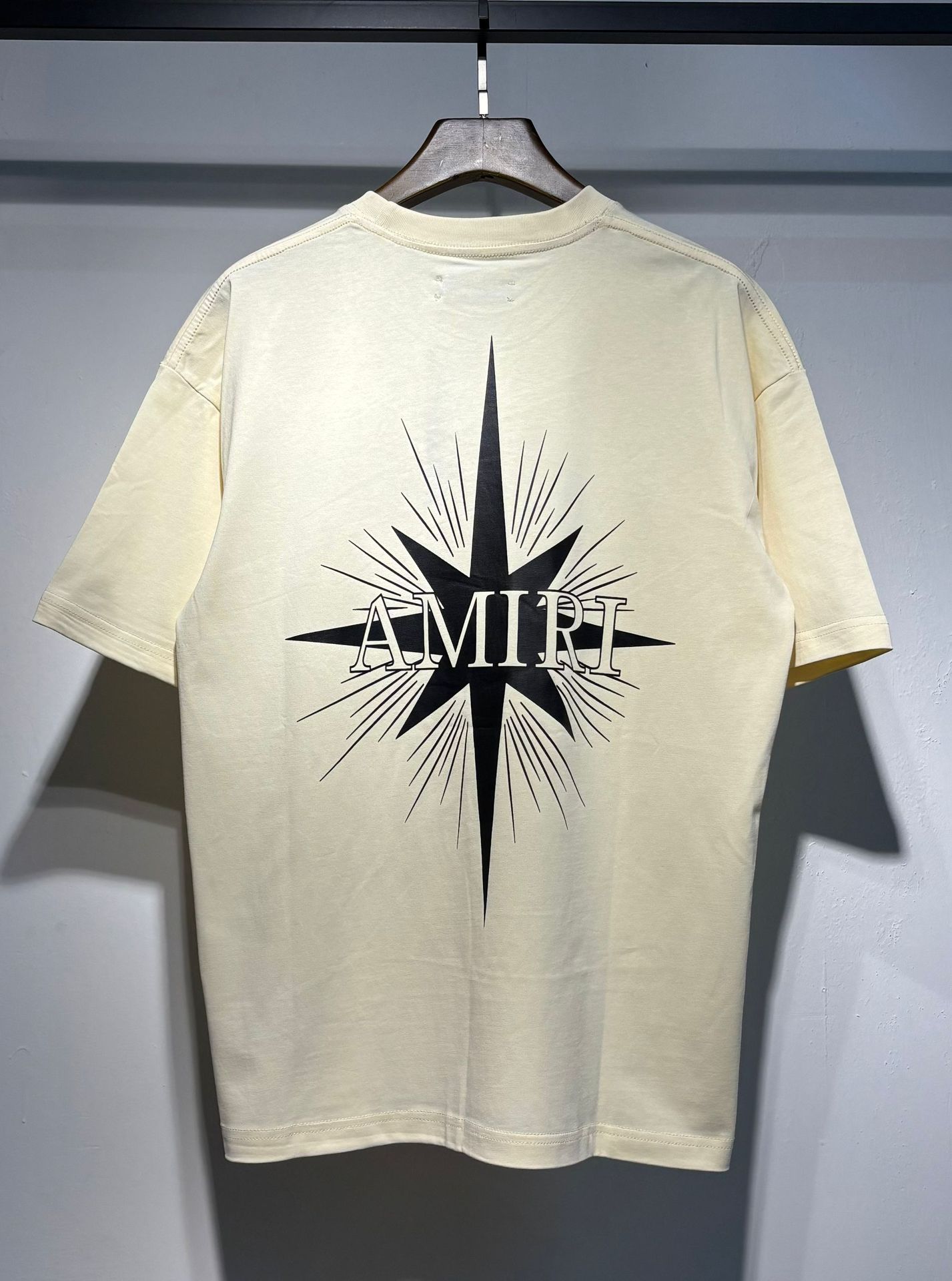 Verano nueva camiseta de manga corta impresa de letras suelta marca de moda hombre camiseta casual de media manga mujer