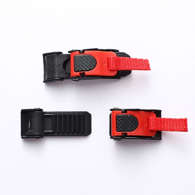 Helmet lock — plug - a-set-of-seven-section-buckles-free-anti-loss-buckle-free-chin-support