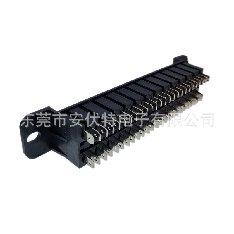 41.3722保险丝盒 伏尔加拉达用