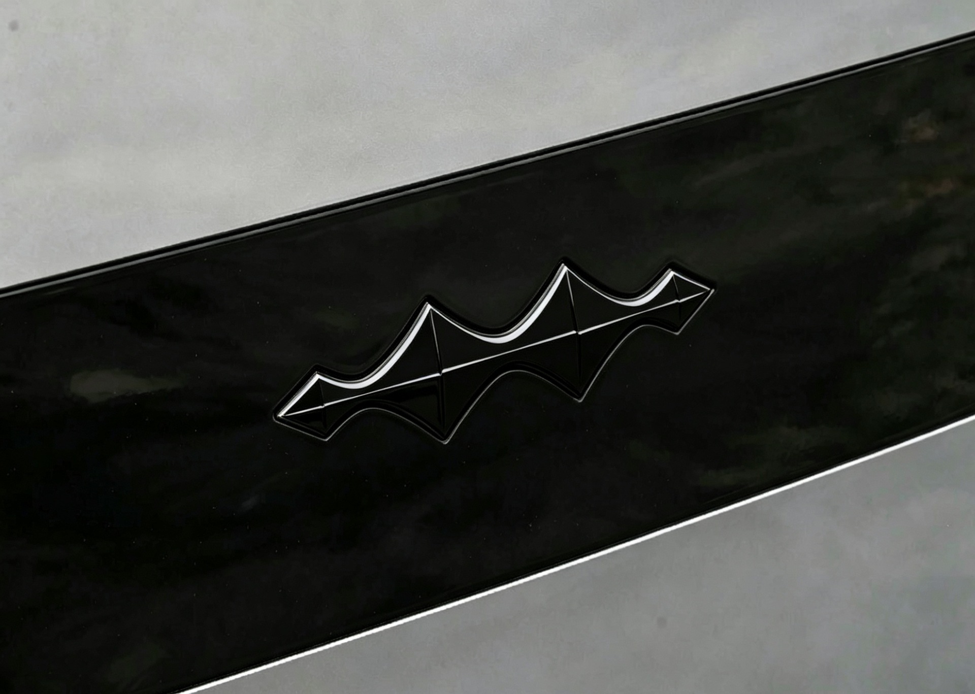 Suitable for BYD Fangchengbao Titanium 7/Titanium 3 Leopard 5 personalized car logo base modification, covers the metal, non-destructive installation