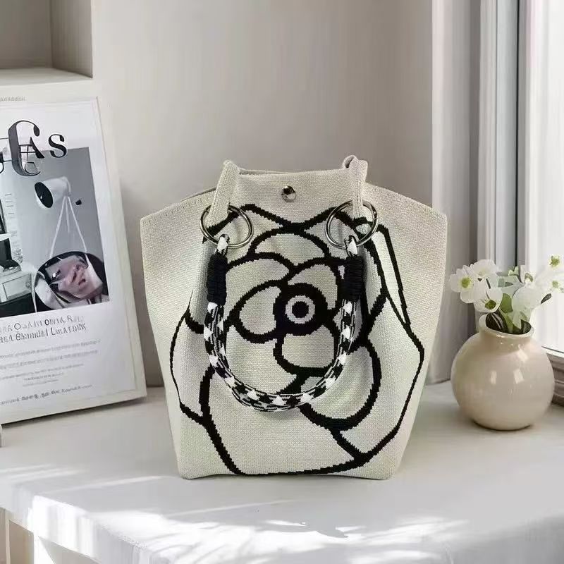 Bolsa de punto bolsas de dibujos animados para mujeres lindas bolsas de regalo de mano bolsas de bocadillos prácticas versátiles bolsas de cubo baratas gran capacidad