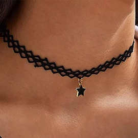 韩版简约时尚短款蕾丝星星项链 新款五角星吊坠项饰 颈链批发