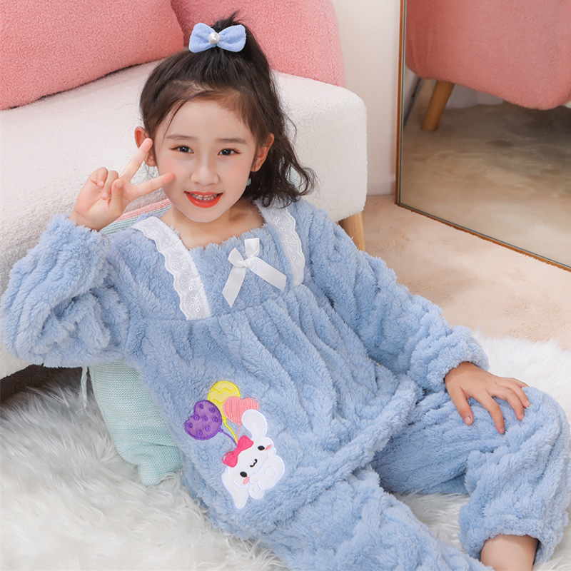Otoño y invierno niños pijamas de franela niñas más terciopelo grueso coral terciopelo dibujos animados lindos set de ropa cálida para el hogar