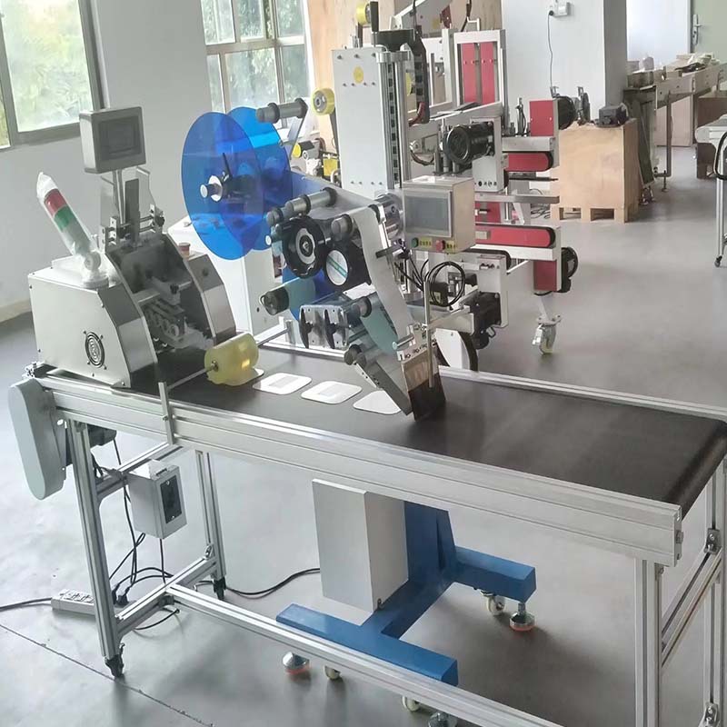 自动卡片分页贴标机 点数发卡机配贴标头 全自动高速流水线贴标机