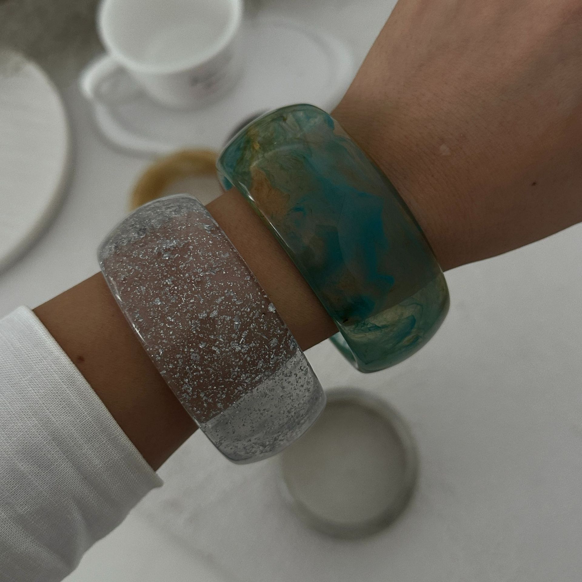 1 Piece Quantity Simple Style Classic Style Solid Color Acrylic Bangles Wholesale