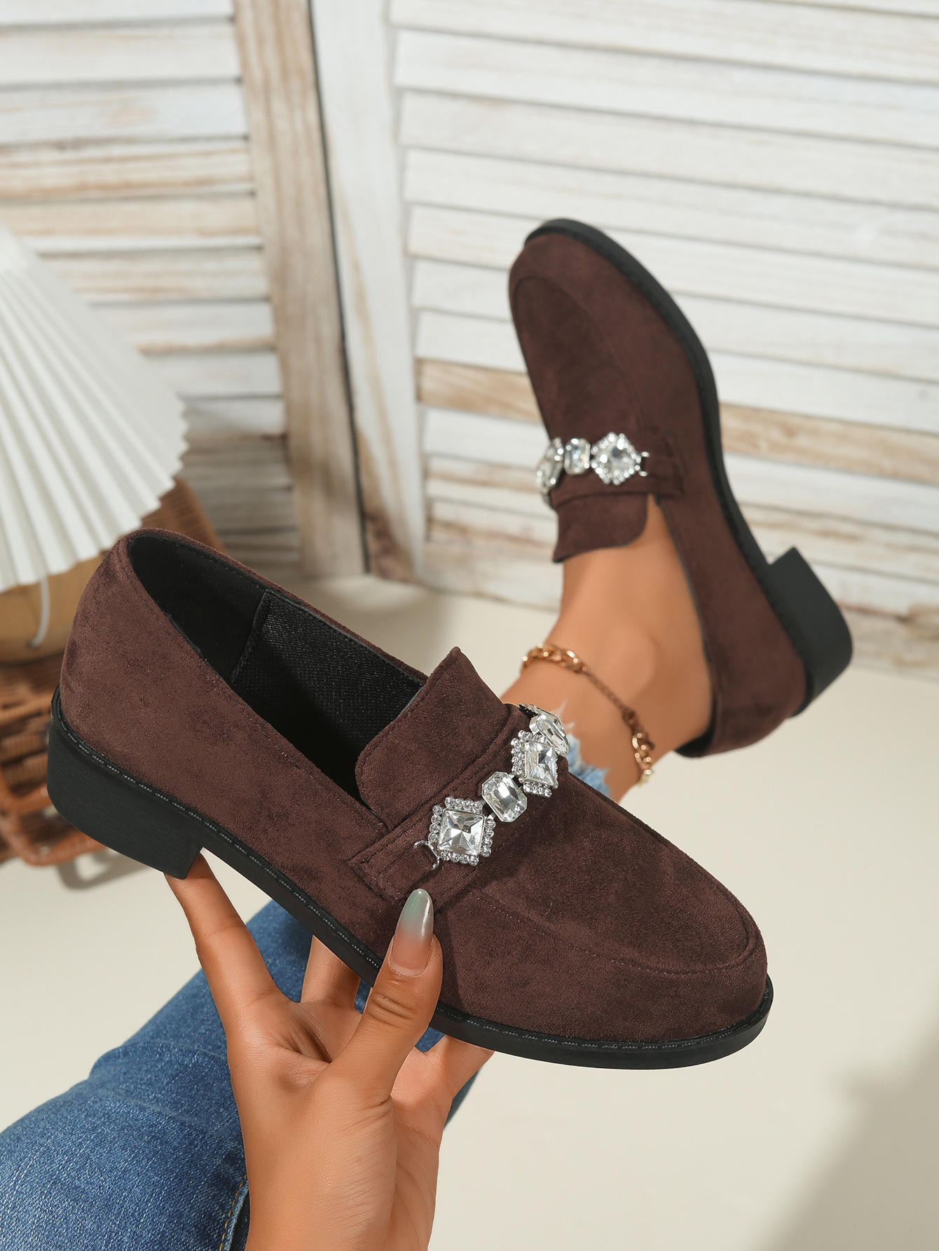 Damen Loafer Aus Wildleder Mit Strass Und Blockabsatz Britisch_voghion.com