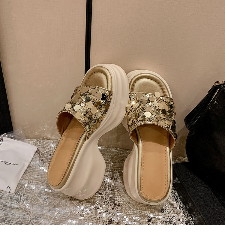 Dép sandal xỏ ngón nữ đế xuồng cao 5 cm, mũi hở, phối sequin lấp lánh — màu đen, màu vàng, bạc chi tiết 17