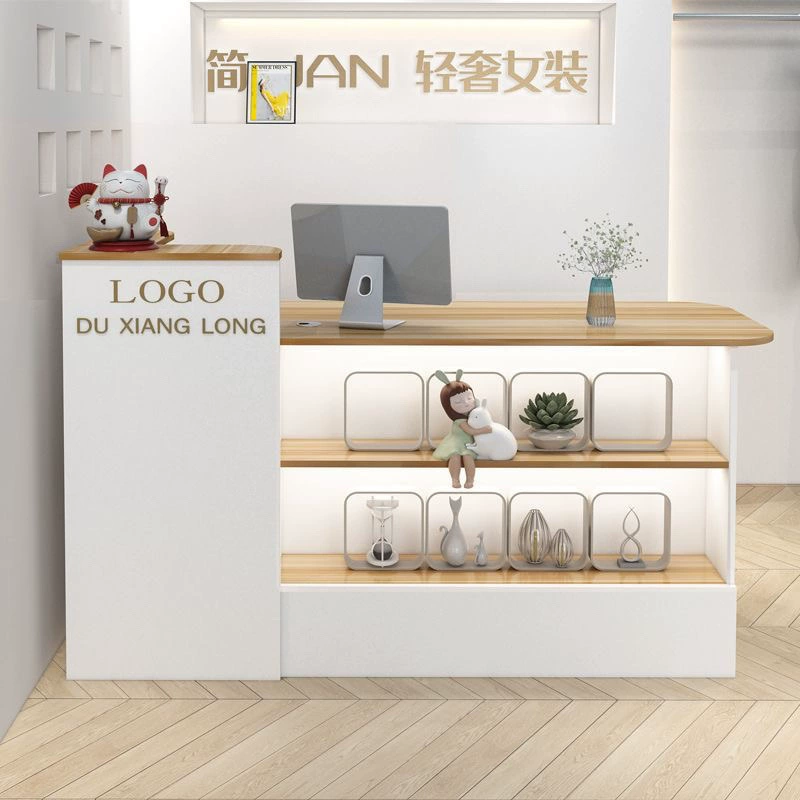 Кассовый магазин одежды