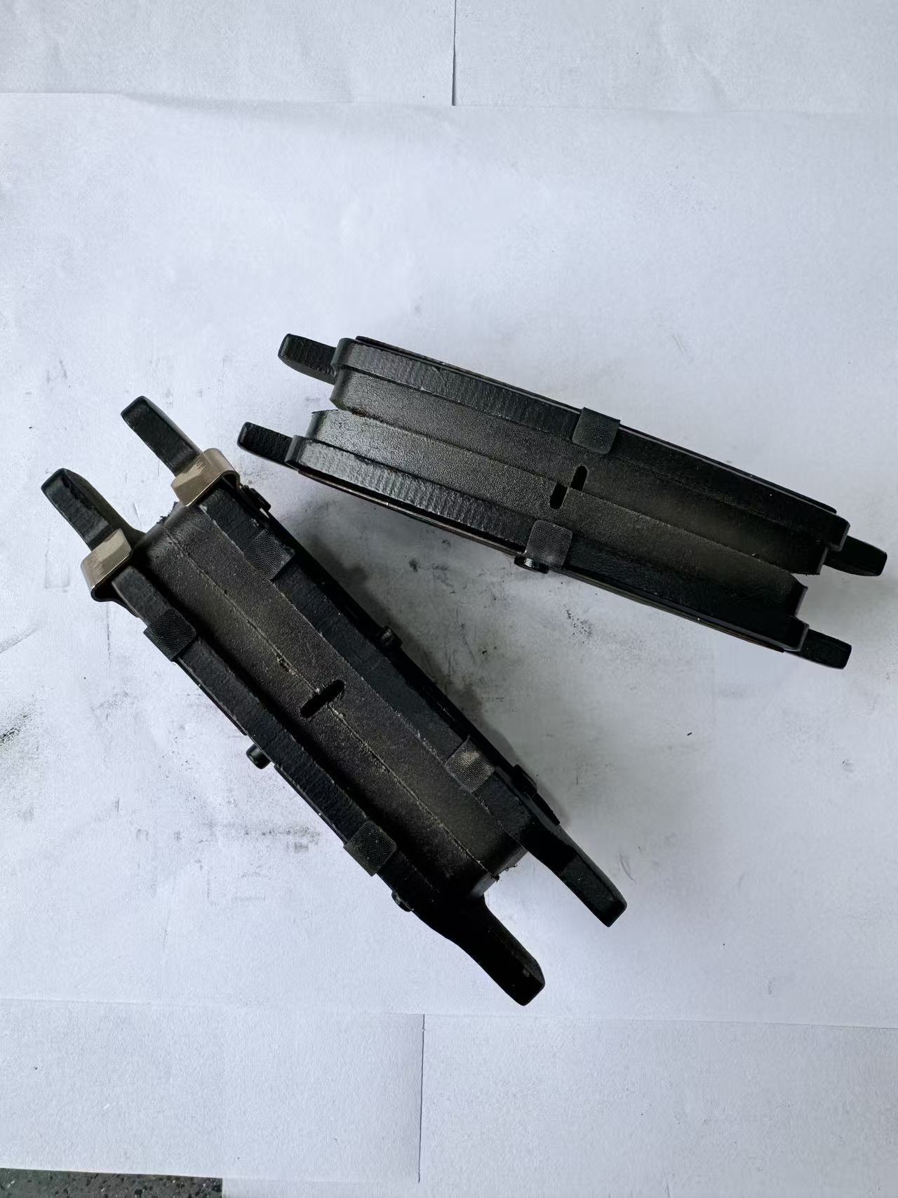 8008251‑00‑A Tesla Model 3/Y / Renewed Y Rear Wheel Brake Pads Standard Version Brake Pads
