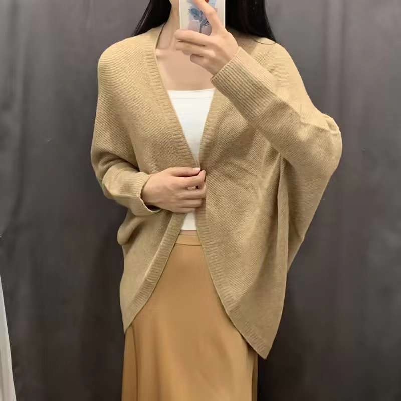 2024 Autumn and Winter New Elegant Women's 3D Knitted Air-conditioning Shirt Cocoon Bat Sweater Comfortable Casual 2024 Autumn and Winter New Elegant Women's 3D Knitted Air-conditioning Shirt Cocoon Bat Sweater Comfortable Casual