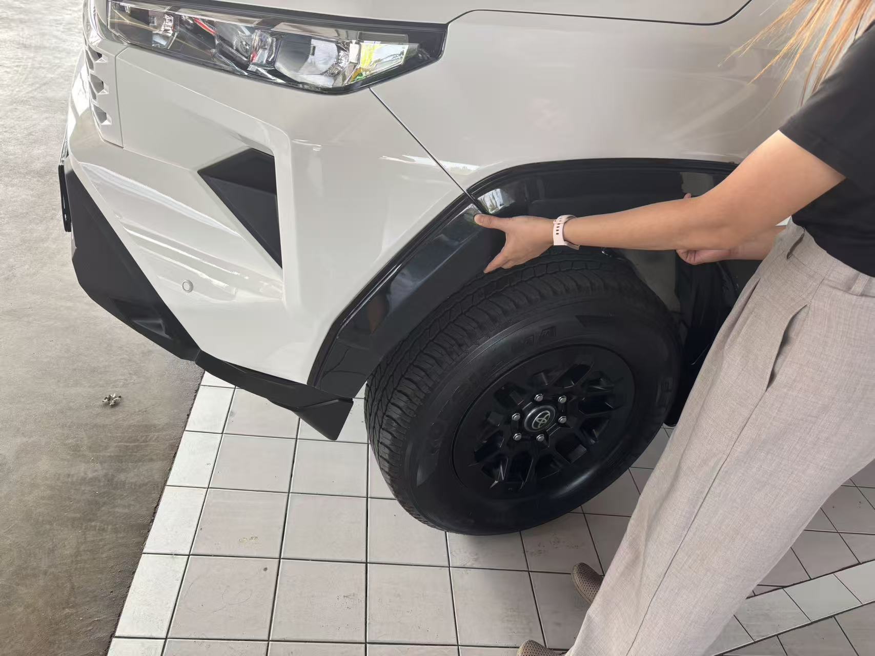 Hilux Travo Wheel Arches New Model 2026 Hilux 4-Door Travo Original Car Model Wheel Arches Special for the Car Black