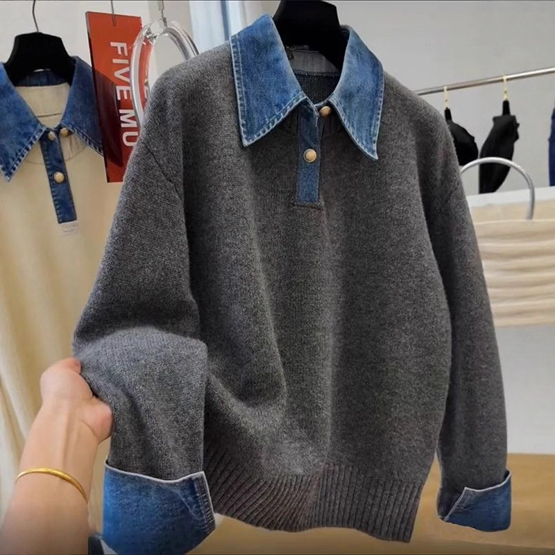 Design-Inspired Denim Patchwork Polo Collar Fake Two-Piece Knit Sweater for Women, New Autumn and Winter Style, Loose and Lazy Style Long-Sleeve Sweater Design-Inspired Denim Patchwork Polo Collar Fake Two-Piece Knit Sweater for Women, New Autumn and Winter Style, Loose and Lazy Style Long-Sleeve Sweater