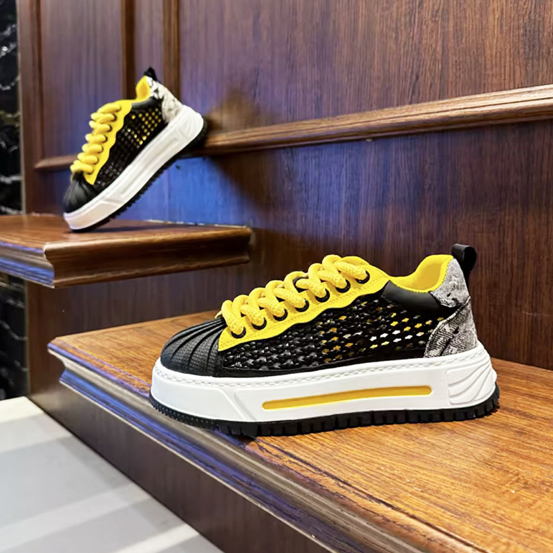 Fashionable woven breathable comfortable casual footwear