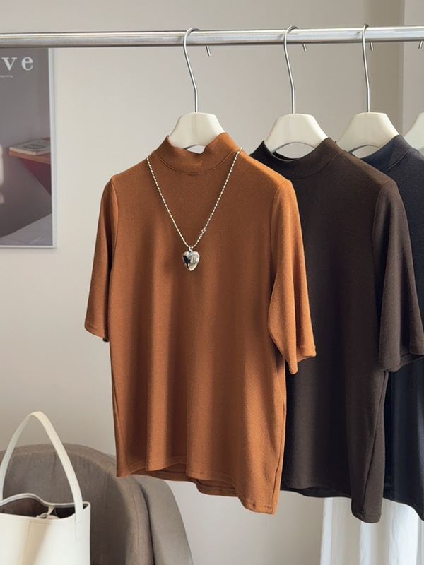 女性用半袖Tシャツ2025春秋新作五分袖ハーフタートルネックストレッチベルベットスリムミッドスリーブボトリングシャツ女性用|undefined