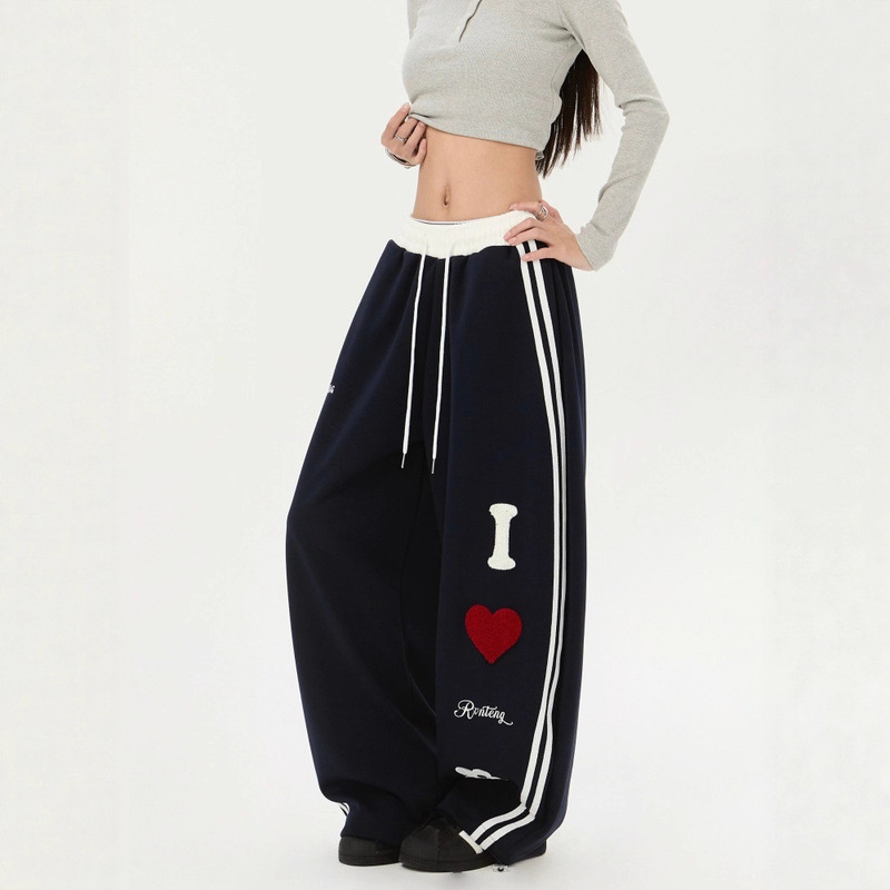 Hot Enough to Cause Heat Stroke, American Retro Hip-Hop Hottie Heart Letter Printed Wide-Leg Sweatpants with Straps and Loose Casual Pants
