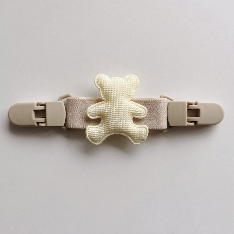 INS estilo coreano clip de suspensión oso pantalones de tirantes para niños clip anti-caída clip de la correa del hombro soporte de la falda de la suspensión antideslizante artefacto de hombro