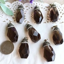 东海工厂批发天然茶晶原石吊坠 晶体通透水润有光泽 佩戴简单大方