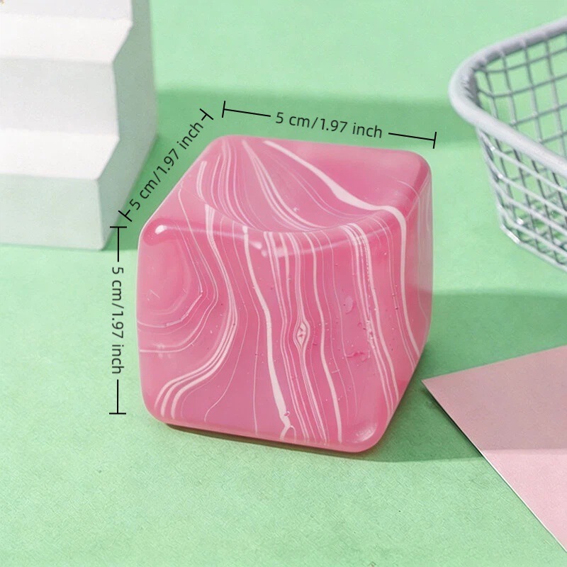 5cm fluid ice cube-pink