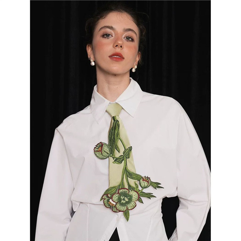 Heavy duty embroidered plant tie knot-free shirt accessory designer niche collocation