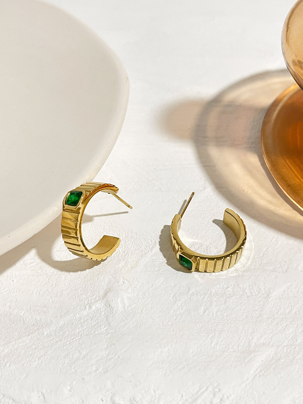 Lady C Shape Stainless Steel Plating Inlay Zircon Ear Studs 1 Pair