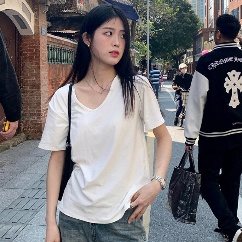 [Lightning Warehouse Hot Style] V Neck Short-Sleeved Right Shoulder Summer Inner Layering Shirt, Loose, Slimming Look and Versatile