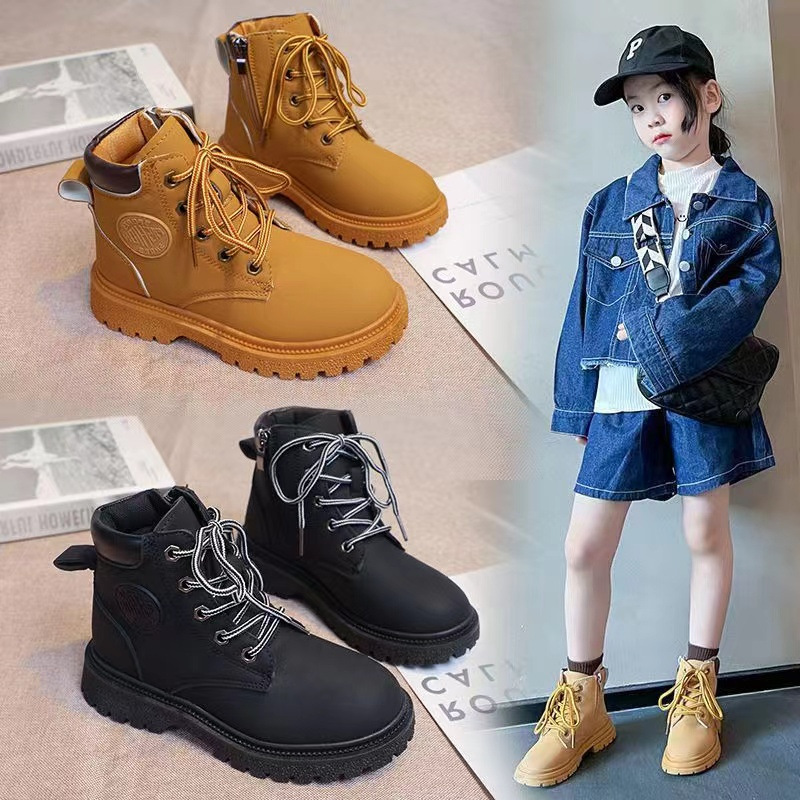 Wholesale children's soft bottom Martin boots 2022 Autumn New catwalk show fried street versatile thick bottom non-slip casual high-top shoes