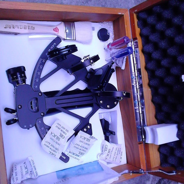 航海六分仪 测角仪器 测量范围：－5～＋130°