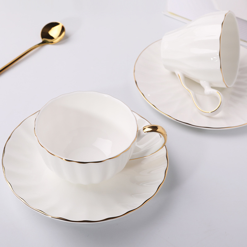 Tangshan hueso China taza simple creativo taza de café platillo con incrustaciones de oro taza de té regalo traje 1ogo recuerdo