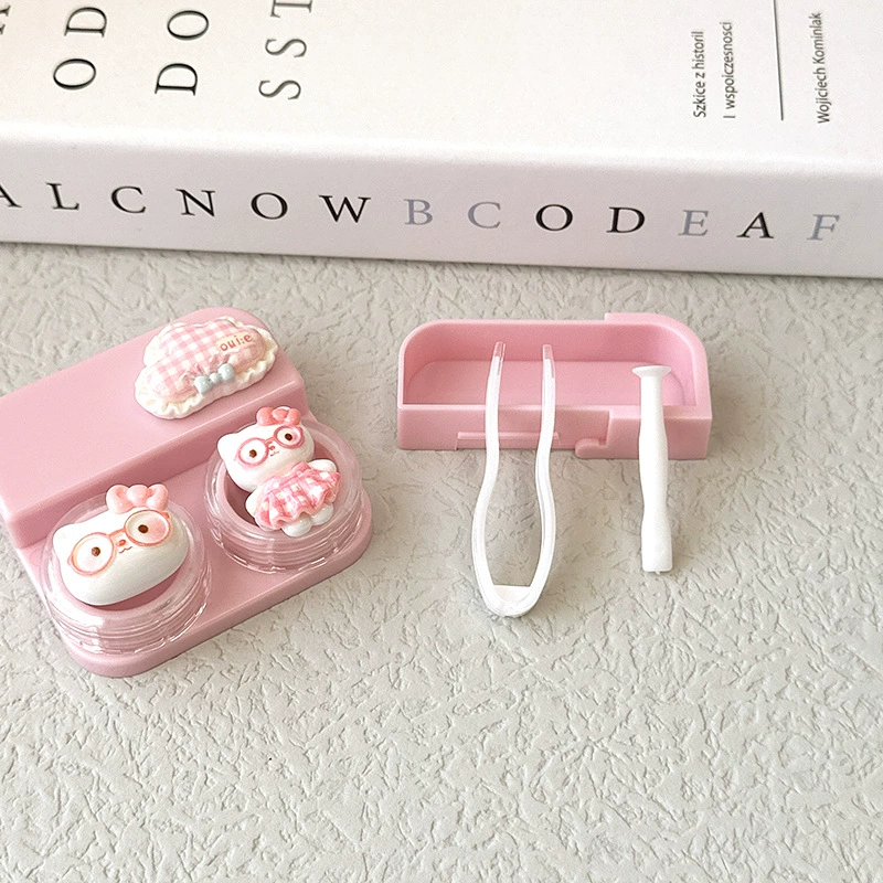 Small cute box, cartoon invisible glasses