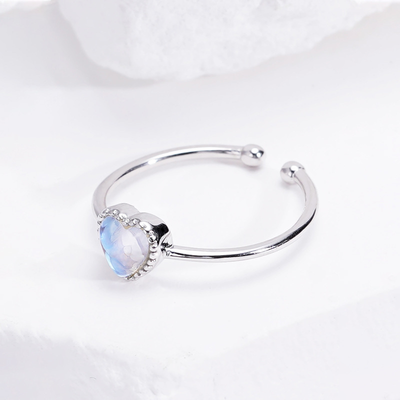Aurora Moonstone Love Heart-shaped Ring 4