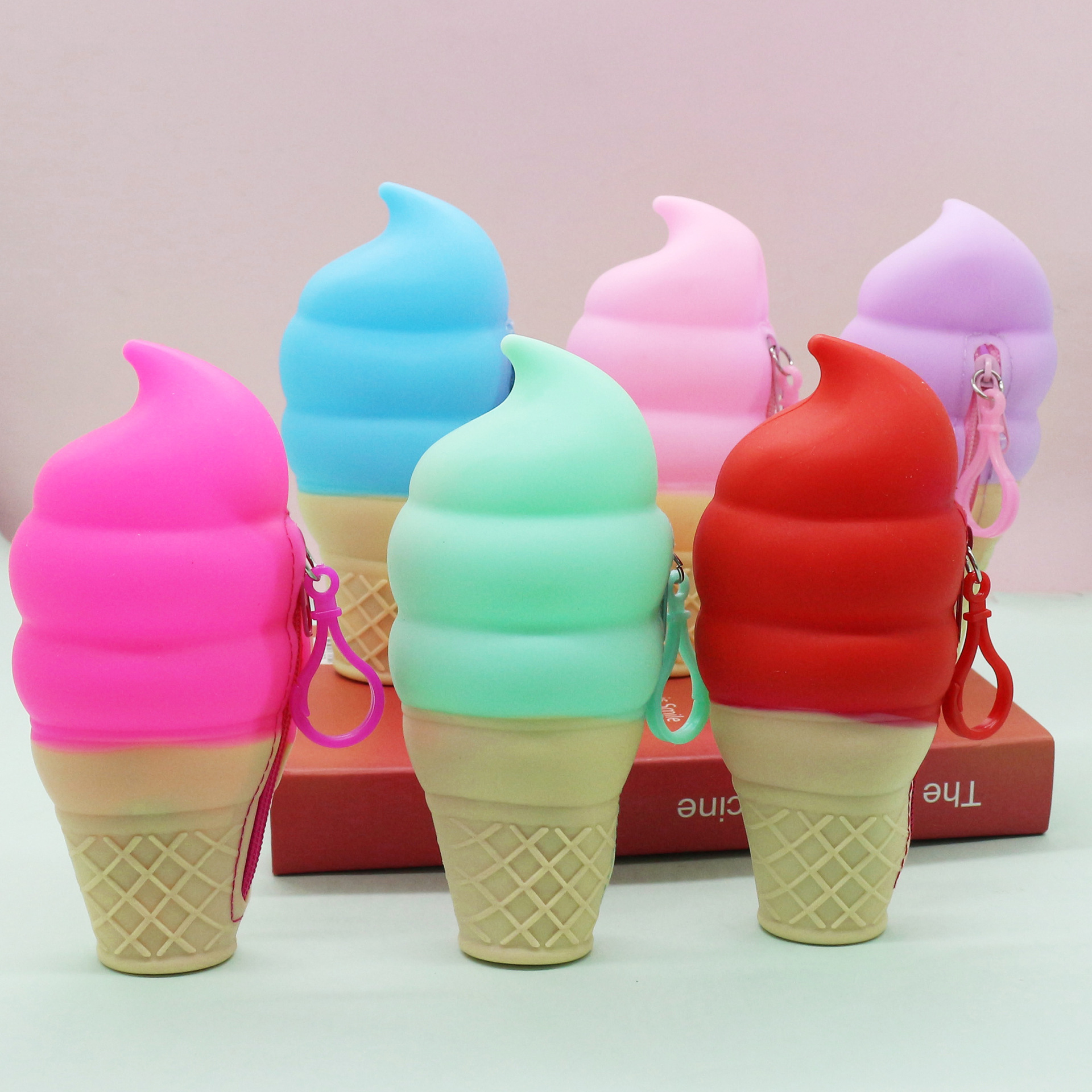 Nuevo estilo coreano de helado colgante bolso de cambio adorable silicona botón bolso de llaves bolso de tarjetas monedas bolso de cambio al por mayor