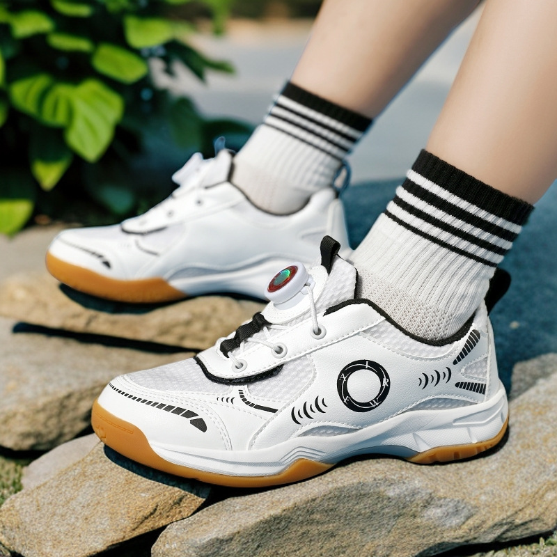 Nuevo bádminton ligero y transpirable para niños y niñas zapatillas deportivas de malla antideslizantes casuales zapatillas de entrenamiento de competencia profesional