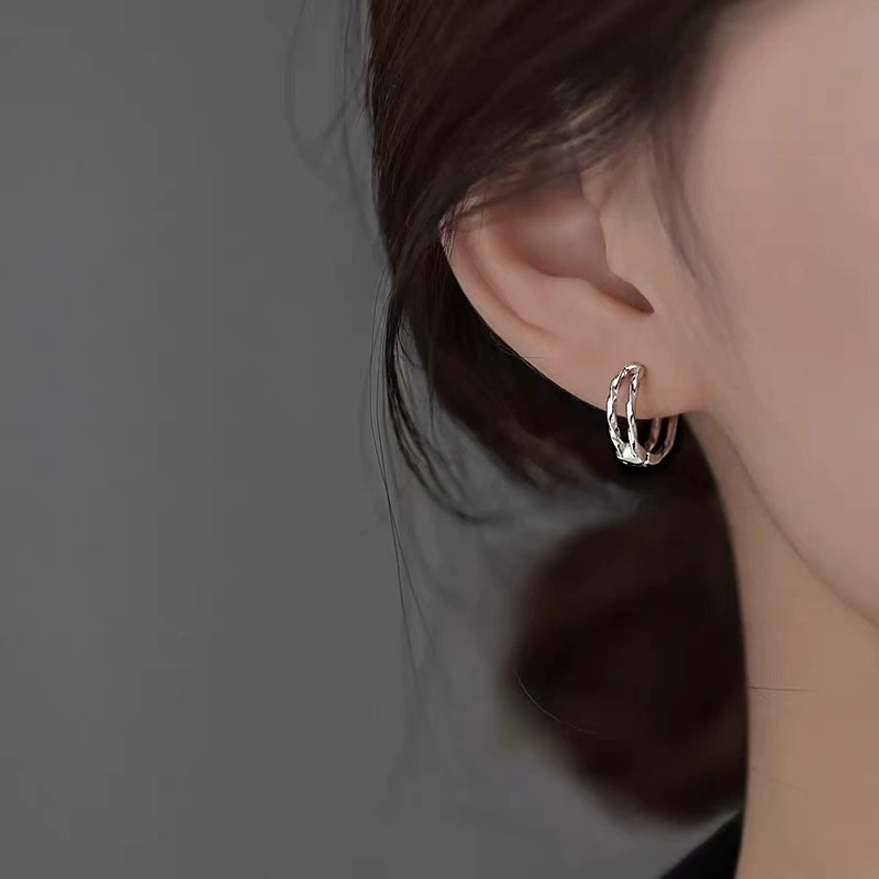 Серебряные серьги с штифтом, серебро 925, легкий люксовый стиль