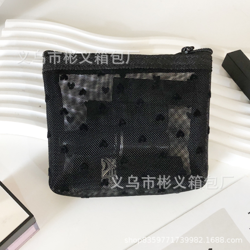 黒色のインス風植毛ハート型メッシュ化粧ポーチ、貝殻型収納、中空デザイン、洗面用具収納、携帯用仕切り付き化粧品バッグ(女性用)