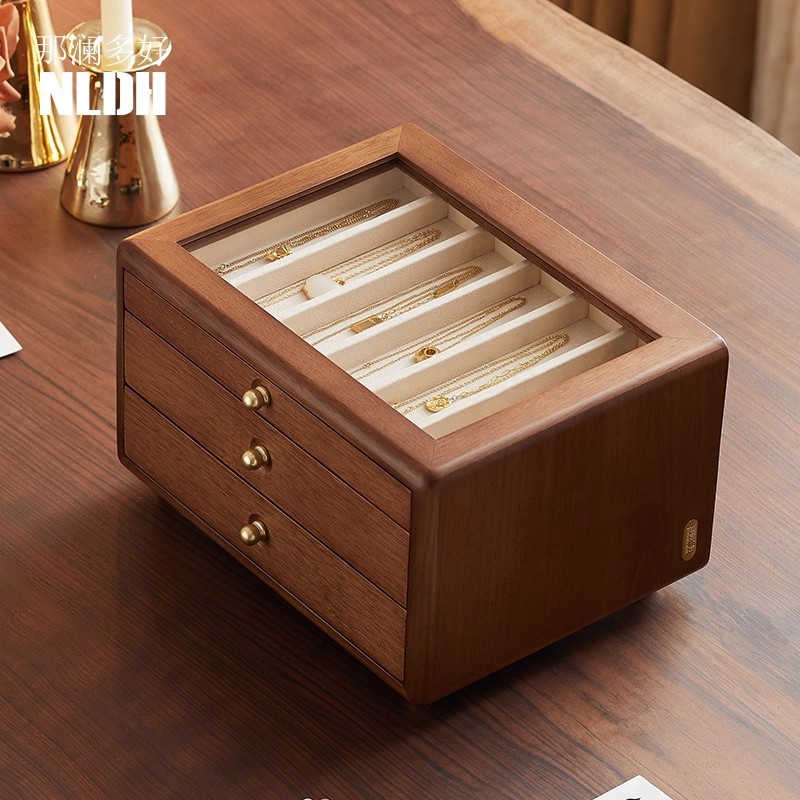 Practical and high-end wedding gifts