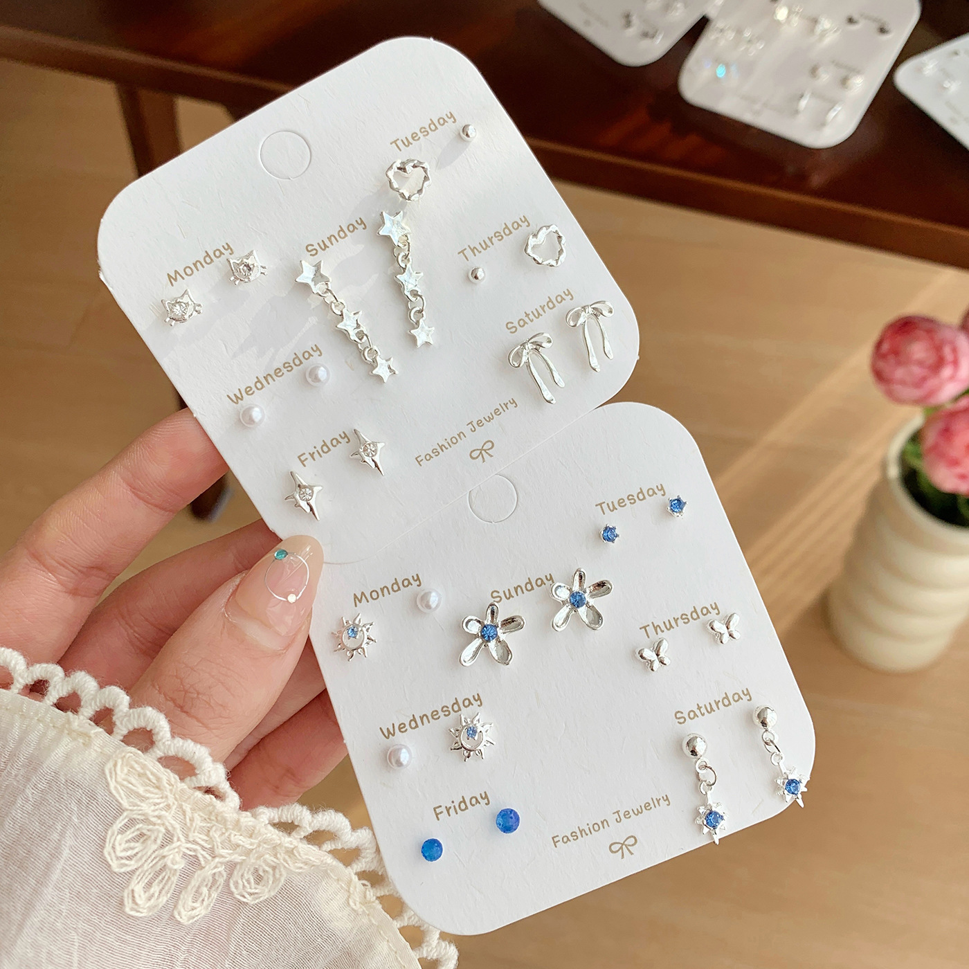 simple blue diamond silver petite earrings suit female silver needle geometric design exquisite and versatile student one-week earrings