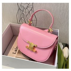 春シーズンの女性を包んで、夏の新型ショルダーバッグをセットします。