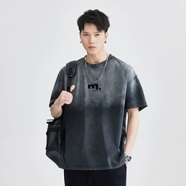 男式牛仔裤;男式T恤;男式休闲裤