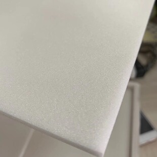 ��ɫ����� kt�� ���� �V���