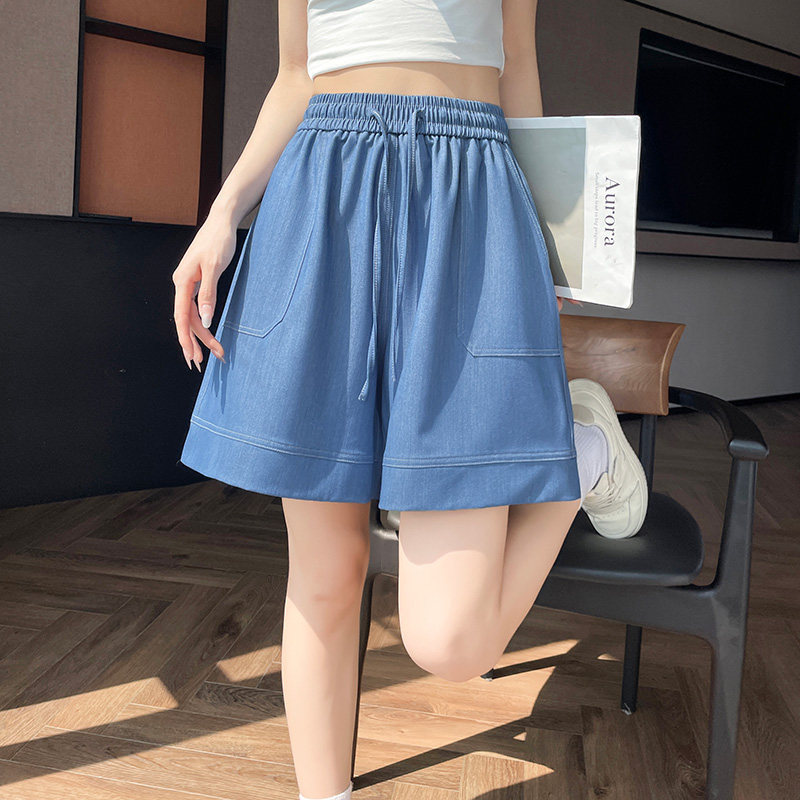 Quần short jean nữ lưng cao ống rộng chất liệu tơ tằm mát mẻ — màu xanh nhạt