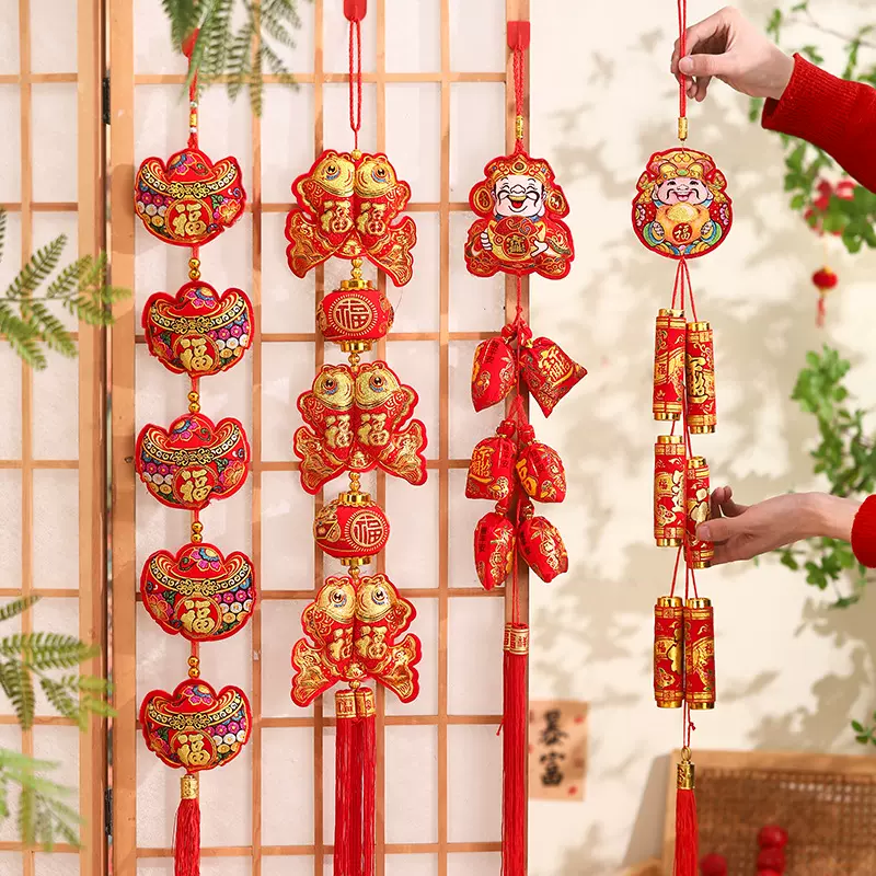 2026马年新年春节过年装饰客厅中国结鞭炮挂件辣椒挂串灯笼挂饰