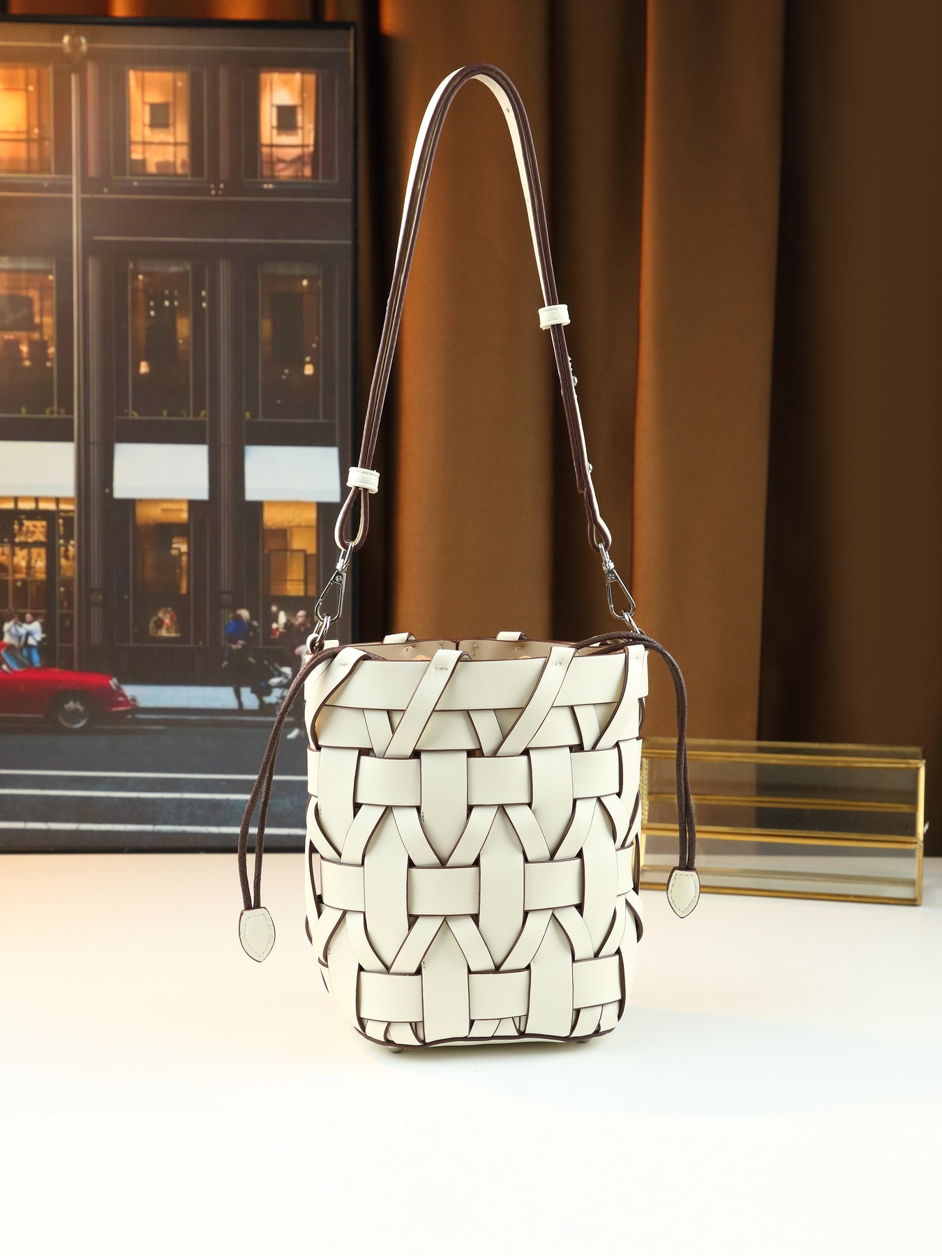 Women's Woven Cylindrical Crossbody Bag Versatile Underarm Handbag_voghion.com