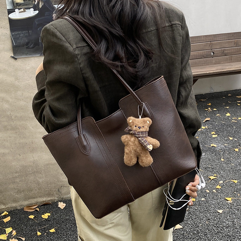 Túi tote nữ quai đeo vai và cầm tay cỡ lớn phong cách tối giản, chất liệu PU mềm — Gạo trắng không có mặt dây chuyền, Màu cà phê Không có mặt dây chuyền, Màu nâu không có mặt dây chuyền, Rượu vang đỏ không có mặt dây chuyền chi tiết 26