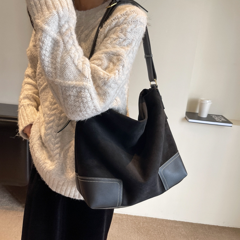 Bolso de ante retro de gran capacidad, novedad de otoño e invierno 2025, bolso de mujer, bandolera, bolso de mano popular para ir al trabajo