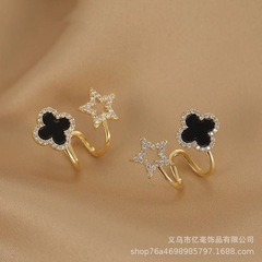 爆金小衆デザイン感四葉花イヤリング女2025軽贅沢高級感耳釘新潮銀針耳飾り