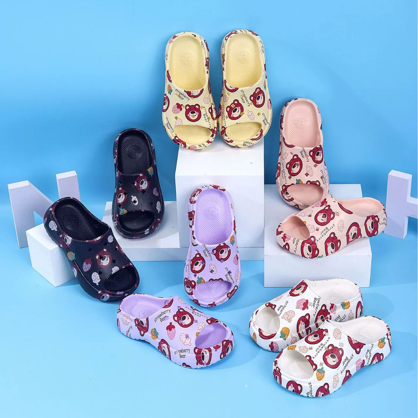 Новые тапочки для родителей и детей с мультяшным принтом, семейная одежда из ЭВА с мягким дном, Повседневные тапочки для верхней одежды